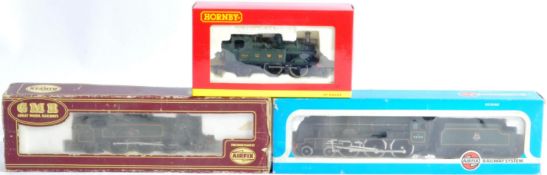 MODEL RAILWAY - COLLECTION OF 00 GAUGE LOCOMOTIVES