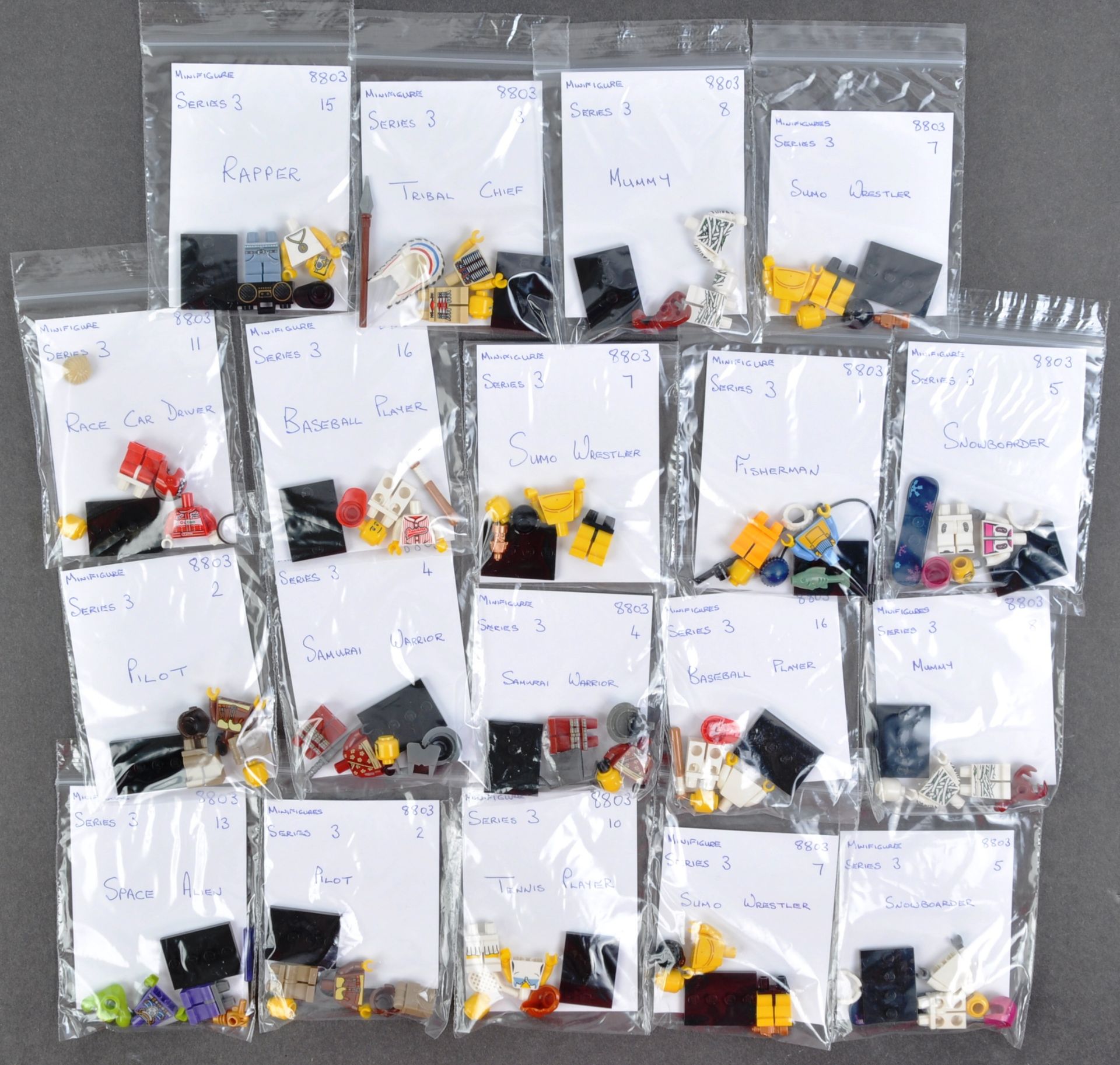 LEGO MINIFIGURES - 8803 - SERIES 3 COLLECTABLE MINIFIGURES