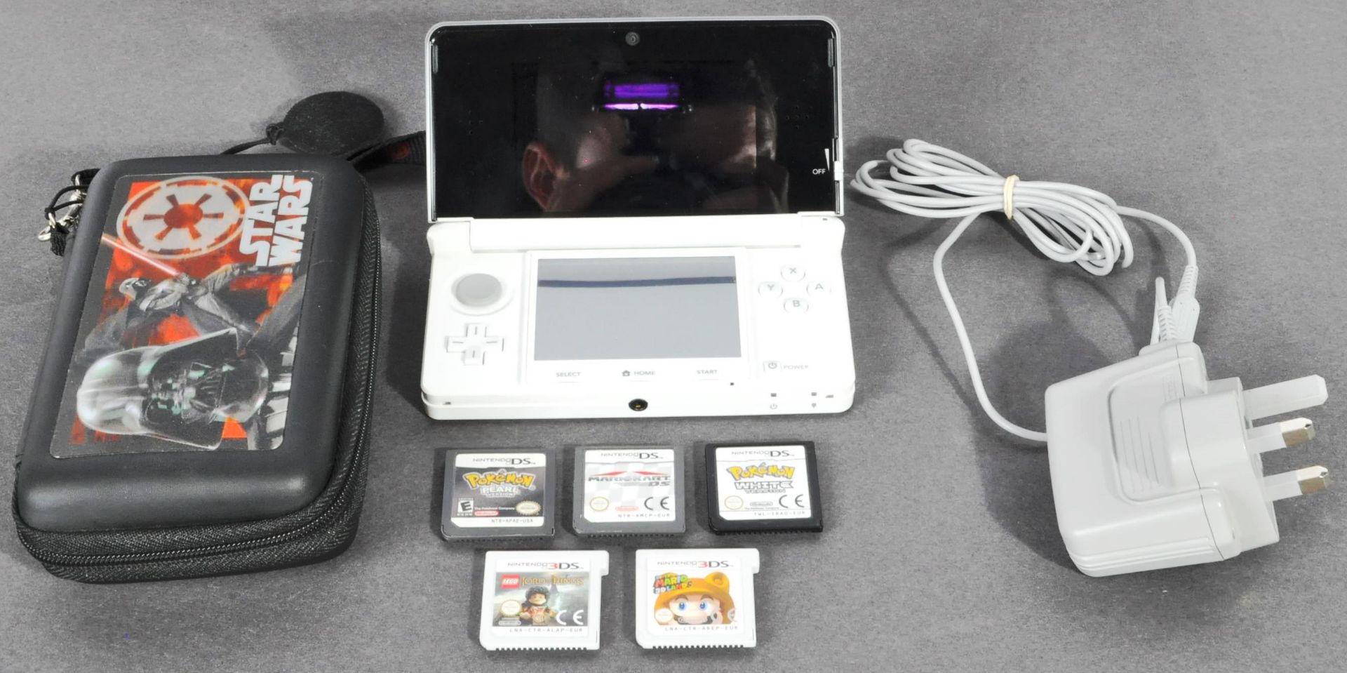 NINTENDO 3DS GAMES CONSOLE AND GAMES