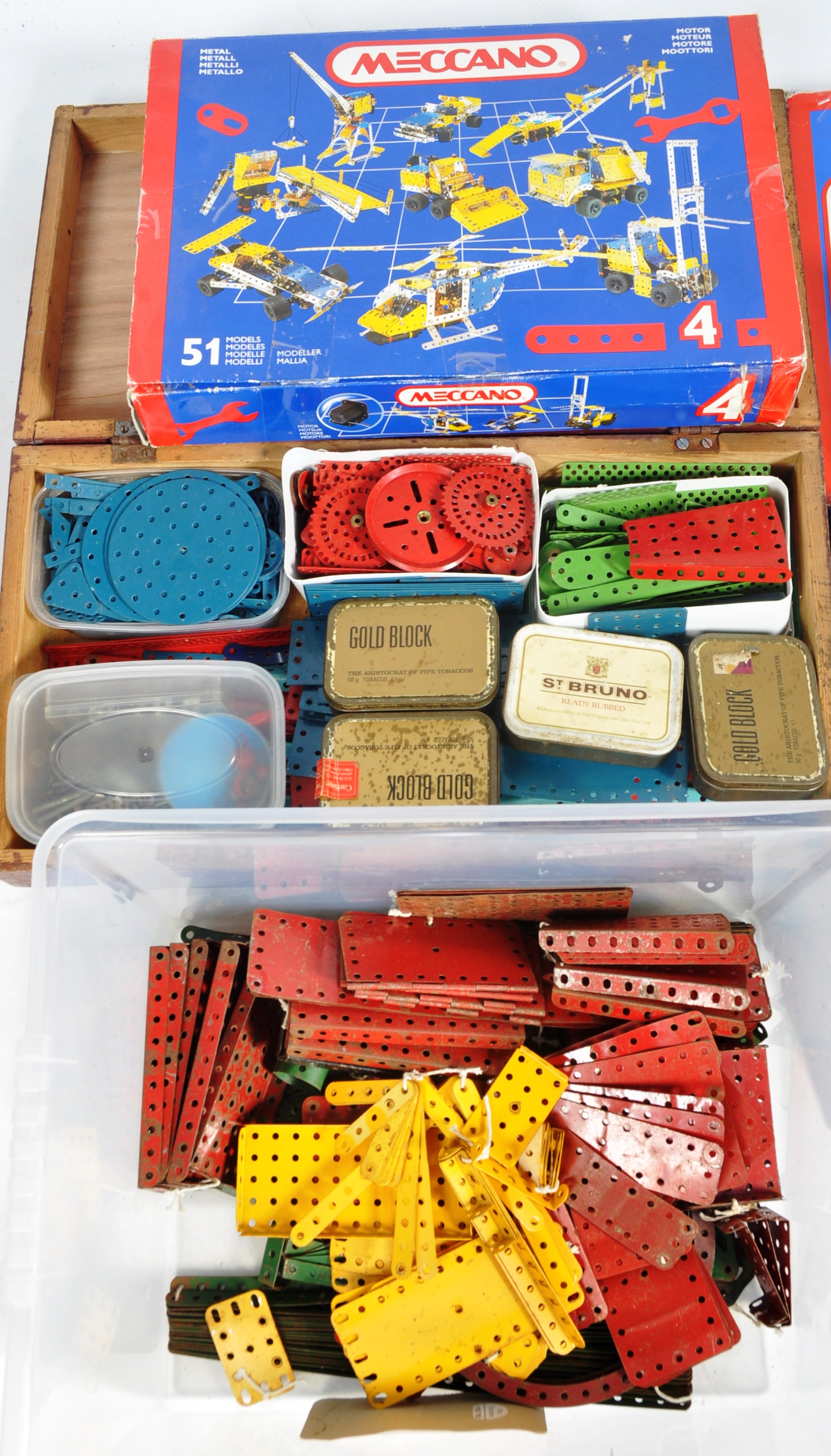 LARGE COLLECTION OF ASSORTED MECCANO PARTS & SETS - Image 3 of 6