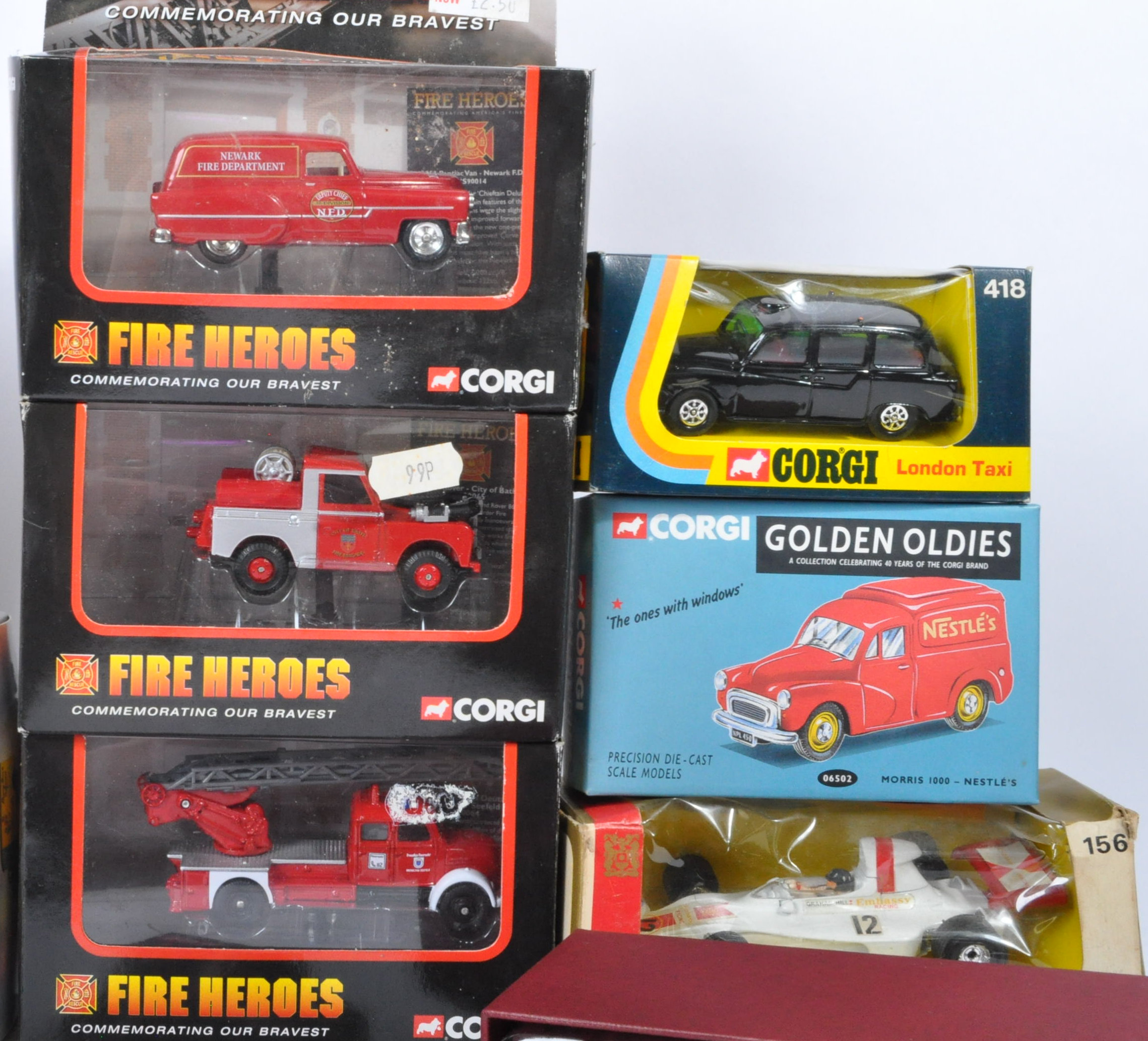 COLLECTION OF ASSORTED CORGI DIECAST MODEL VEHICLES - Image 3 of 5