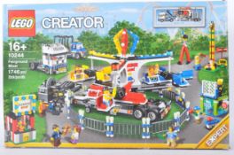 LEGO SET - LEGO CREATOR - 10244 - FAIRGROUND MIXER