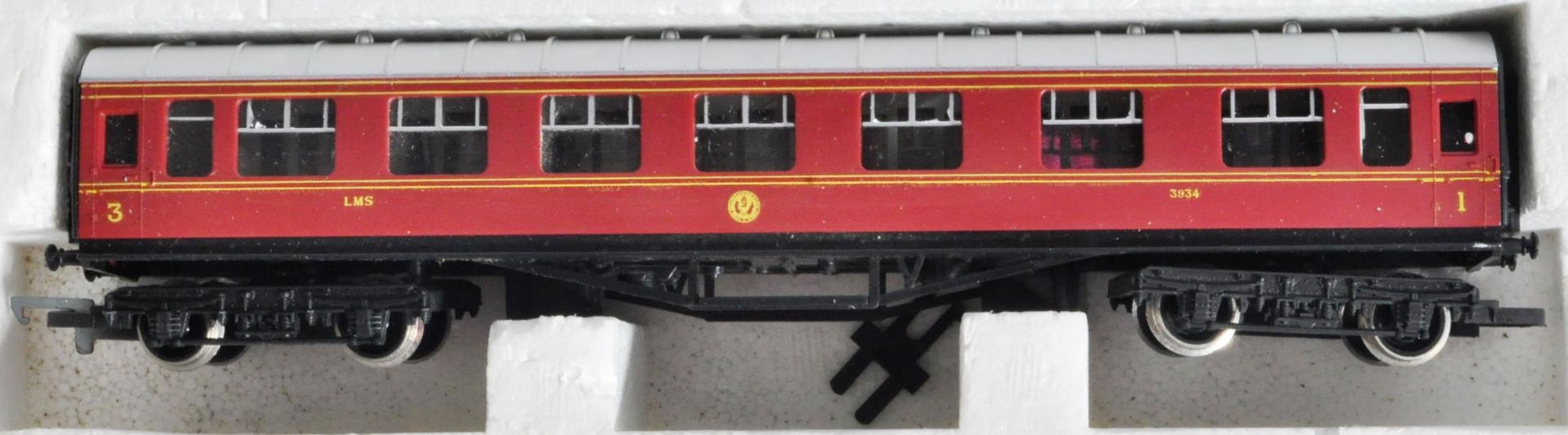 COLLECTION OF X4 ASSORTED HORNBY 00 GAUGE TRAINSETS - Image 3 of 12