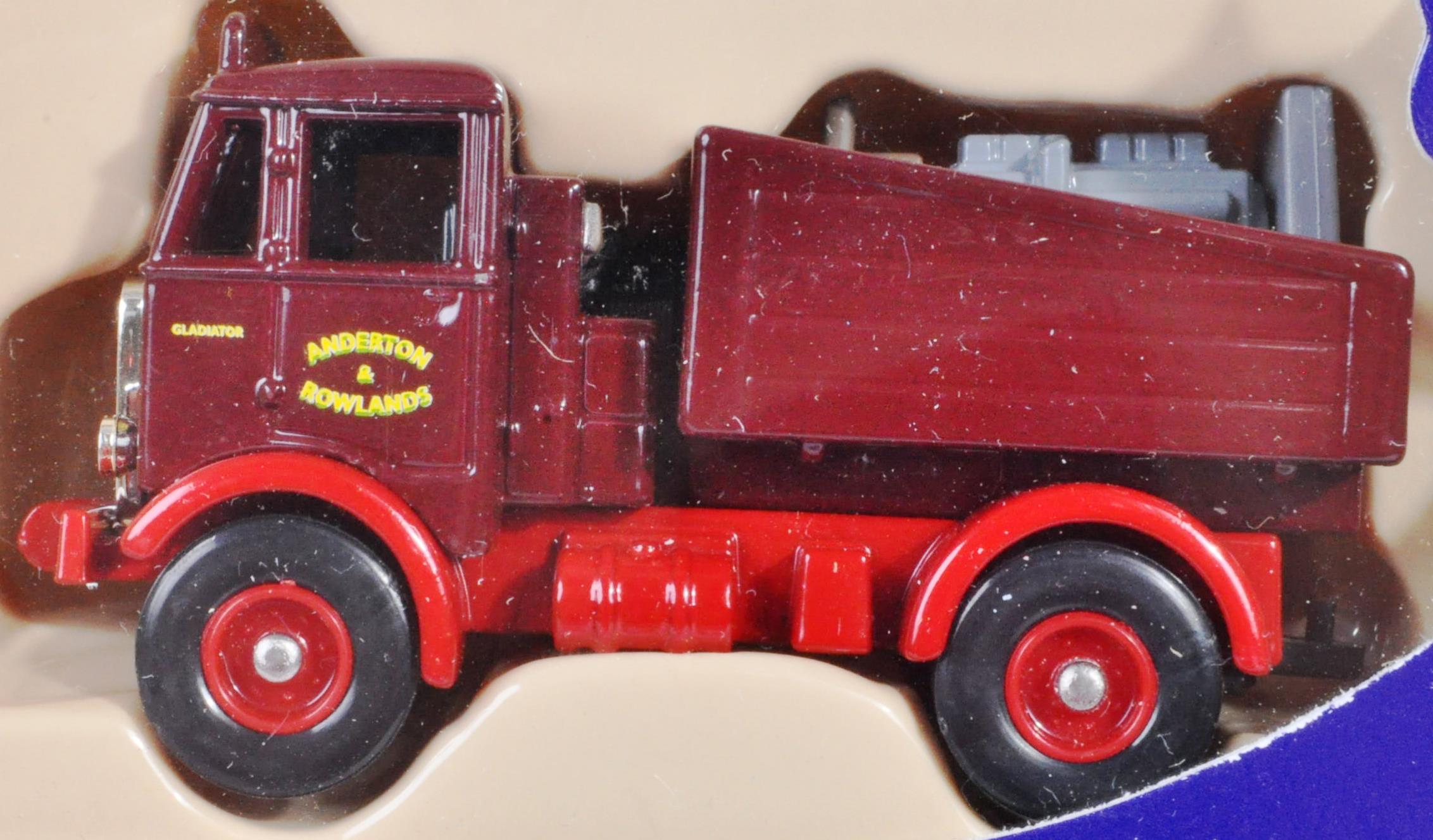 COLLECTION OF X12 LLEDO SHOWMANS COLLECTION DIECAST MODELS - Image 4 of 9