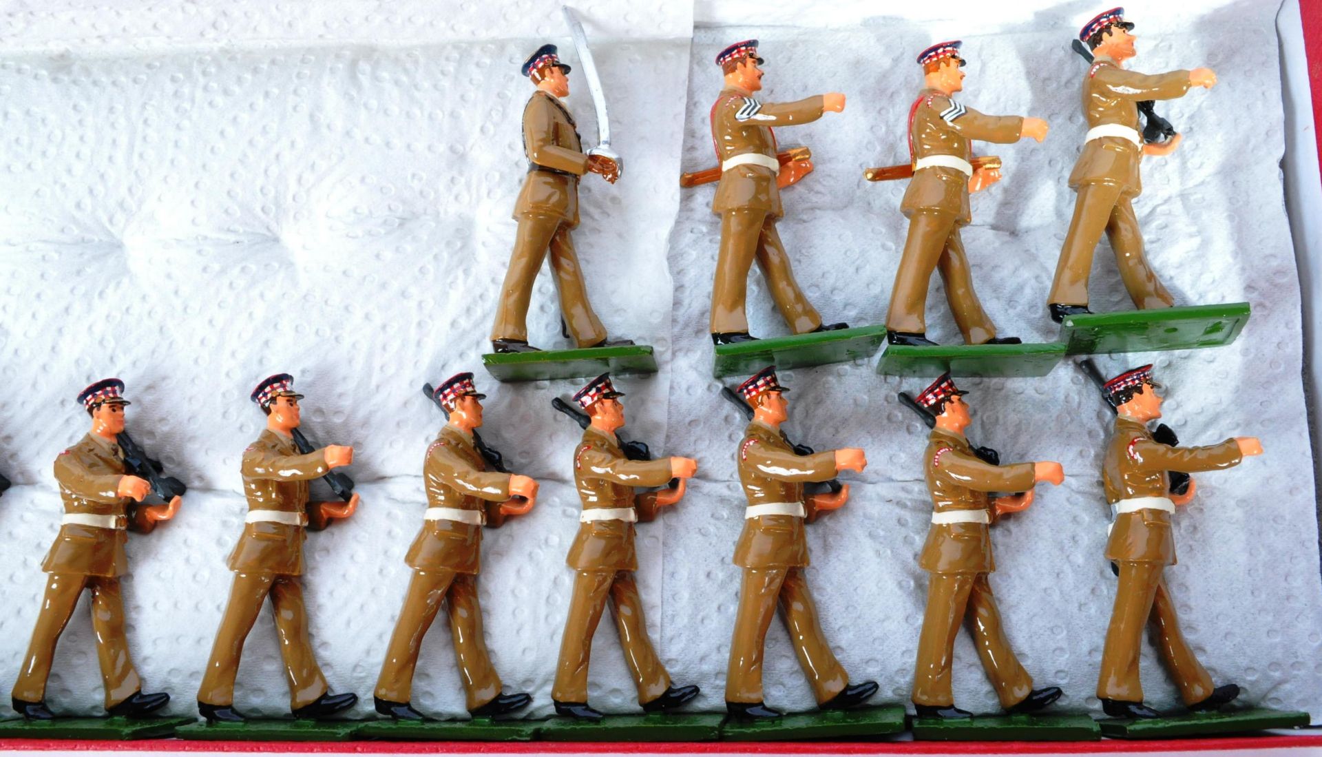 TWO BOXED VINTAGE HAND PAINTED SARAM SOLDIERS - Image 7 of 7