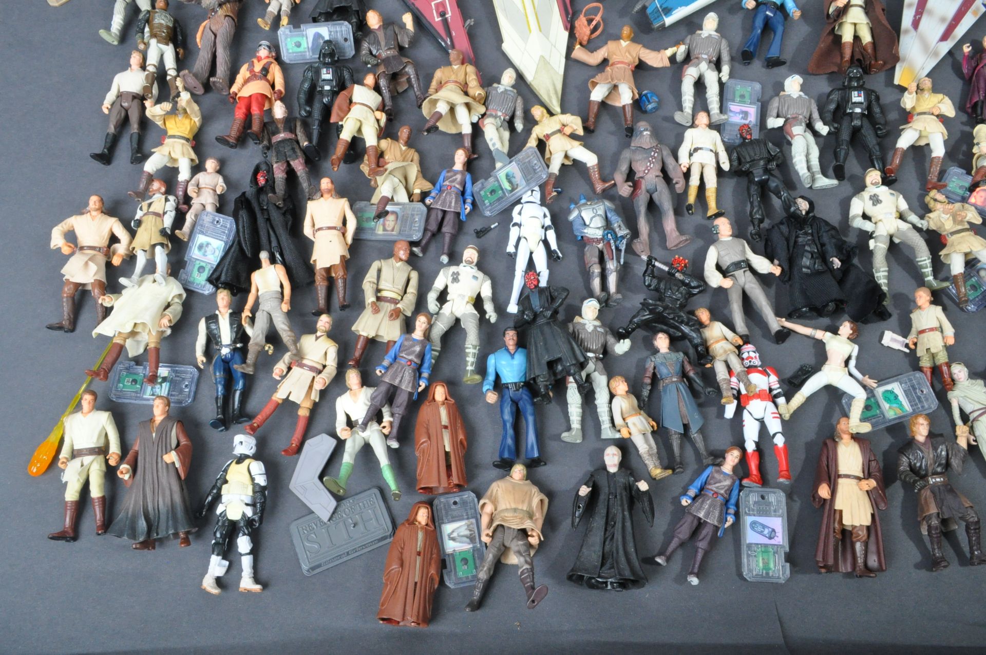 STAR WARS - LARGE COLLECTION KENNER / HASBRO CLONE WARS & OTHER FIGURES - Image 2 of 10