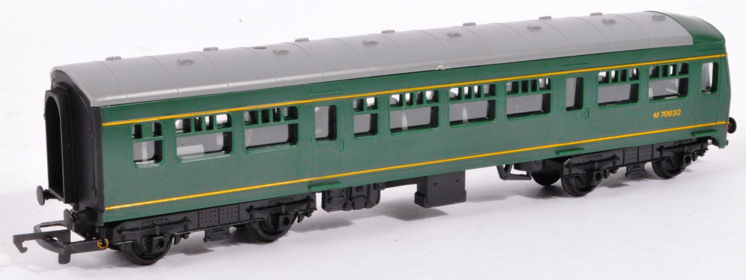 TWO ORIGINAL HORNBY & MAINLINE 00 GAUGE DIESEL LOCOMOTIVES - Image 3 of 7