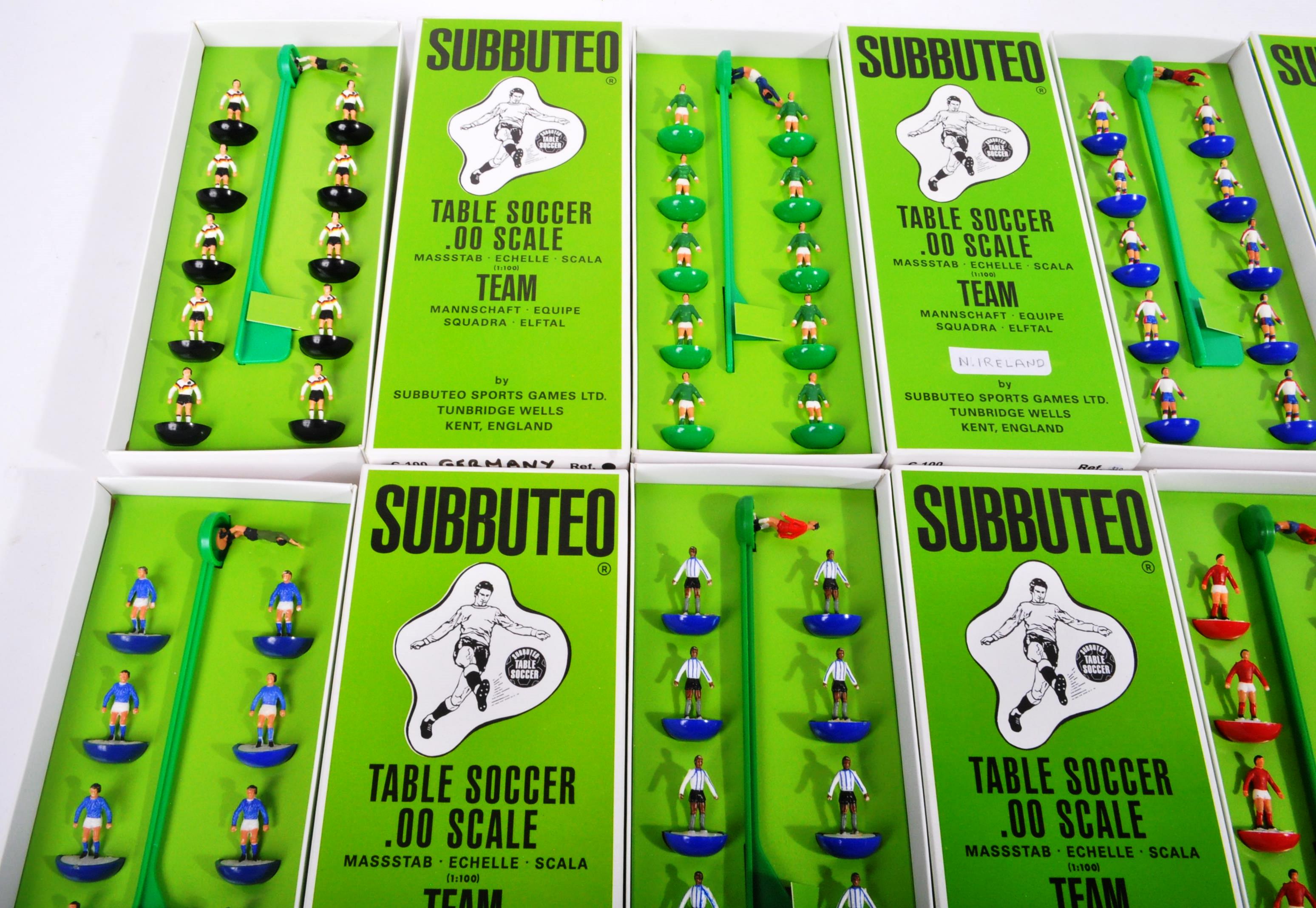 COLLECTION OF X10 ASSORTED VINTAGE SUBBUTEO FOOTBALL TEAMS - Image 2 of 8
