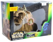 STAR WARS - POWER OF THE FORCE SEALED BANTHA & TUSKEN RAIDER FIGURE