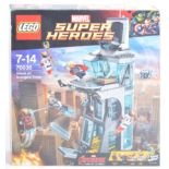 LEGO SET - MARVEL SUPER HEROES - 76030 - ATTACK ON AVENGERS TOWER