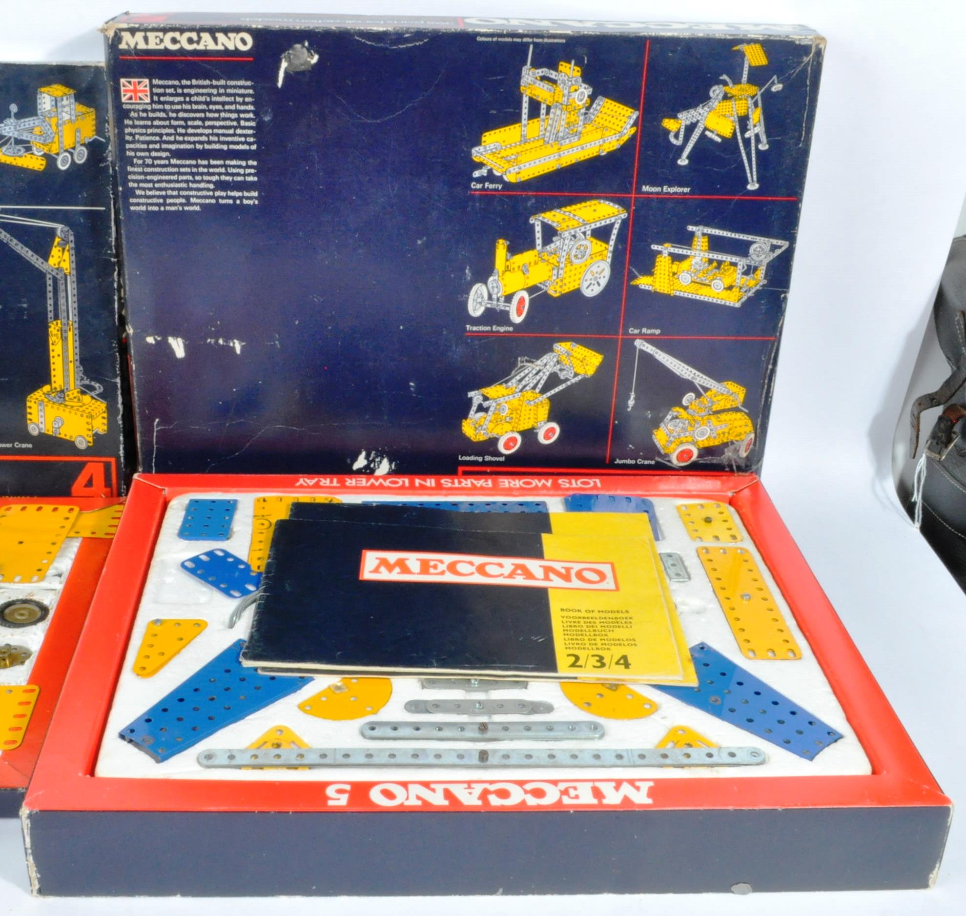 TWO VINTAGE MECCANO CONSTRUCTOR SETS - Image 3 of 12