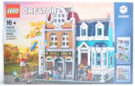 LEGO SET - LEGO CREATOR - 10270 - BOOKSHOP