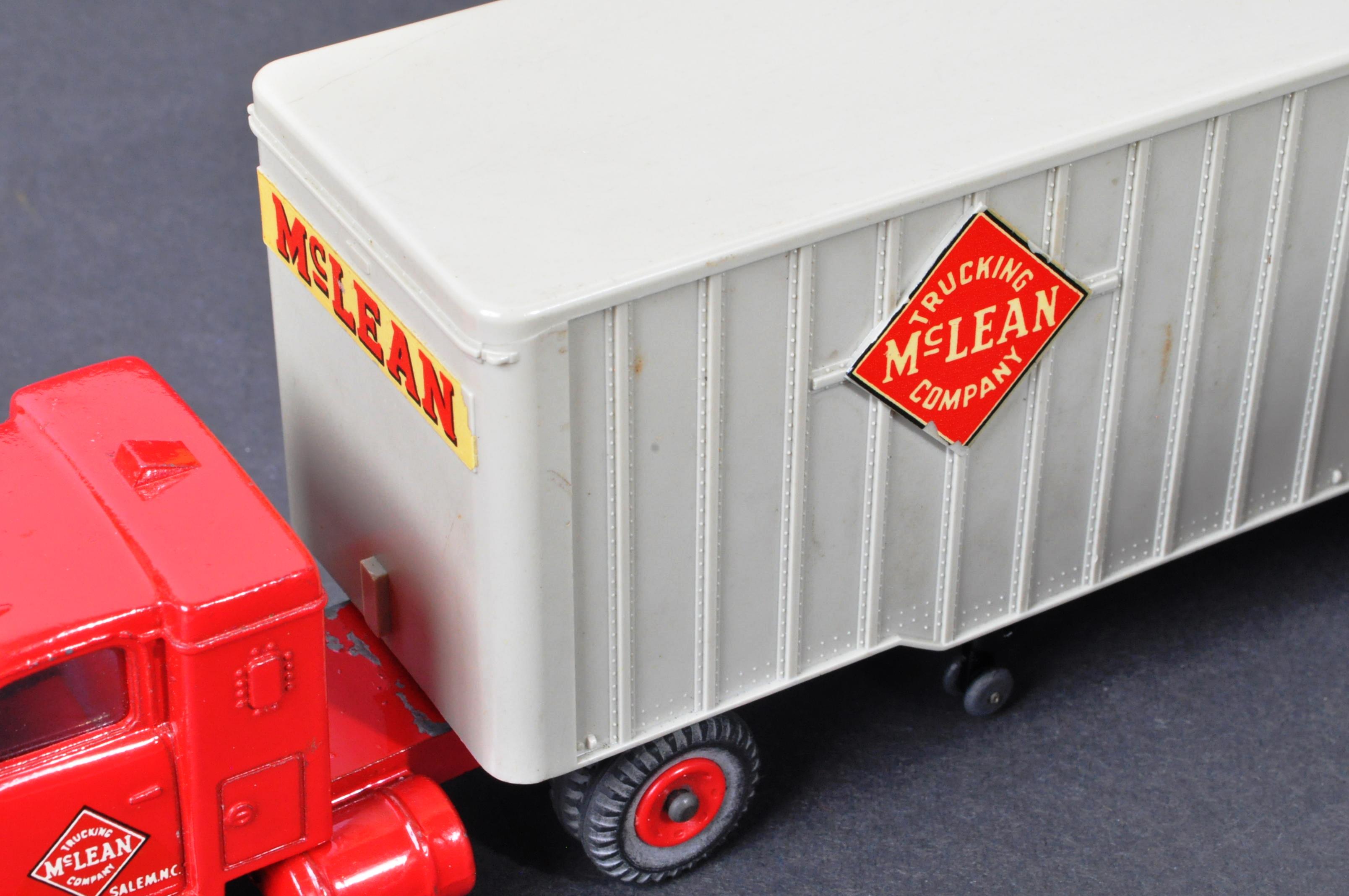 DINKY TOYS - ORIGINAL 948 TRACTOR-TRAILER MCLEAN DIECAST MODEL - Image 4 of 8