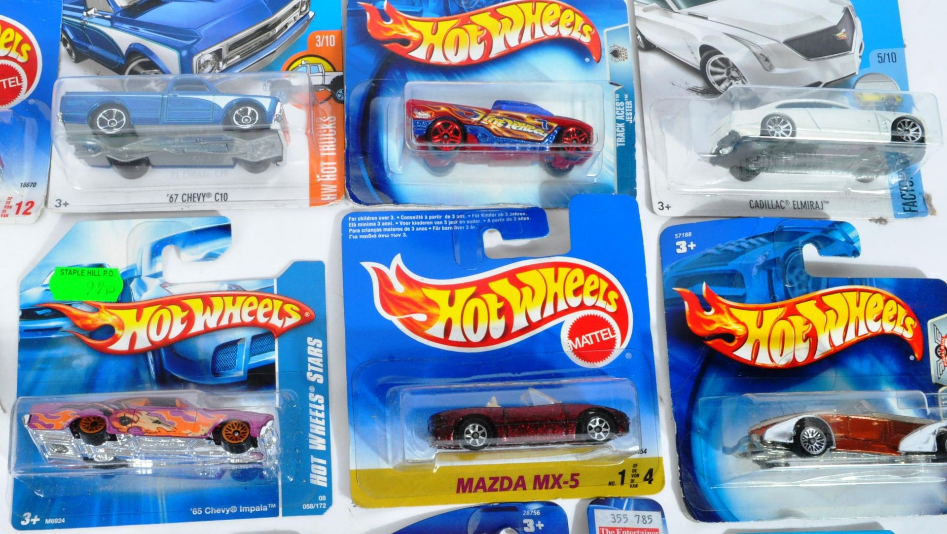 LARGE COLLECTION OF CARDED HOTWHEELS DIECAST MODEL CARS - Image 6 of 6