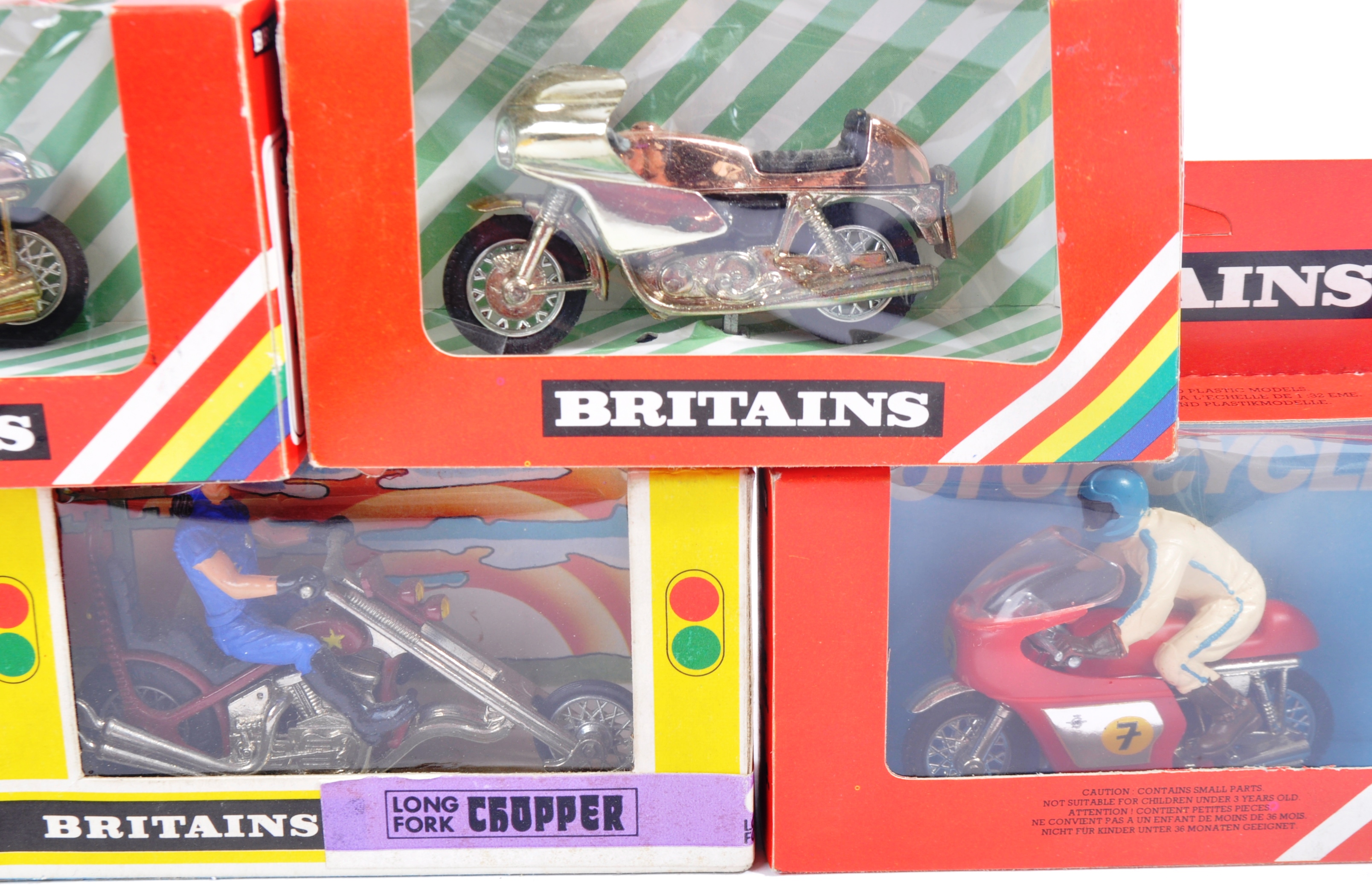 COLLECTION OF X5 BRITAINS MADE DIECAST MOTOR CYCLES - Image 3 of 4