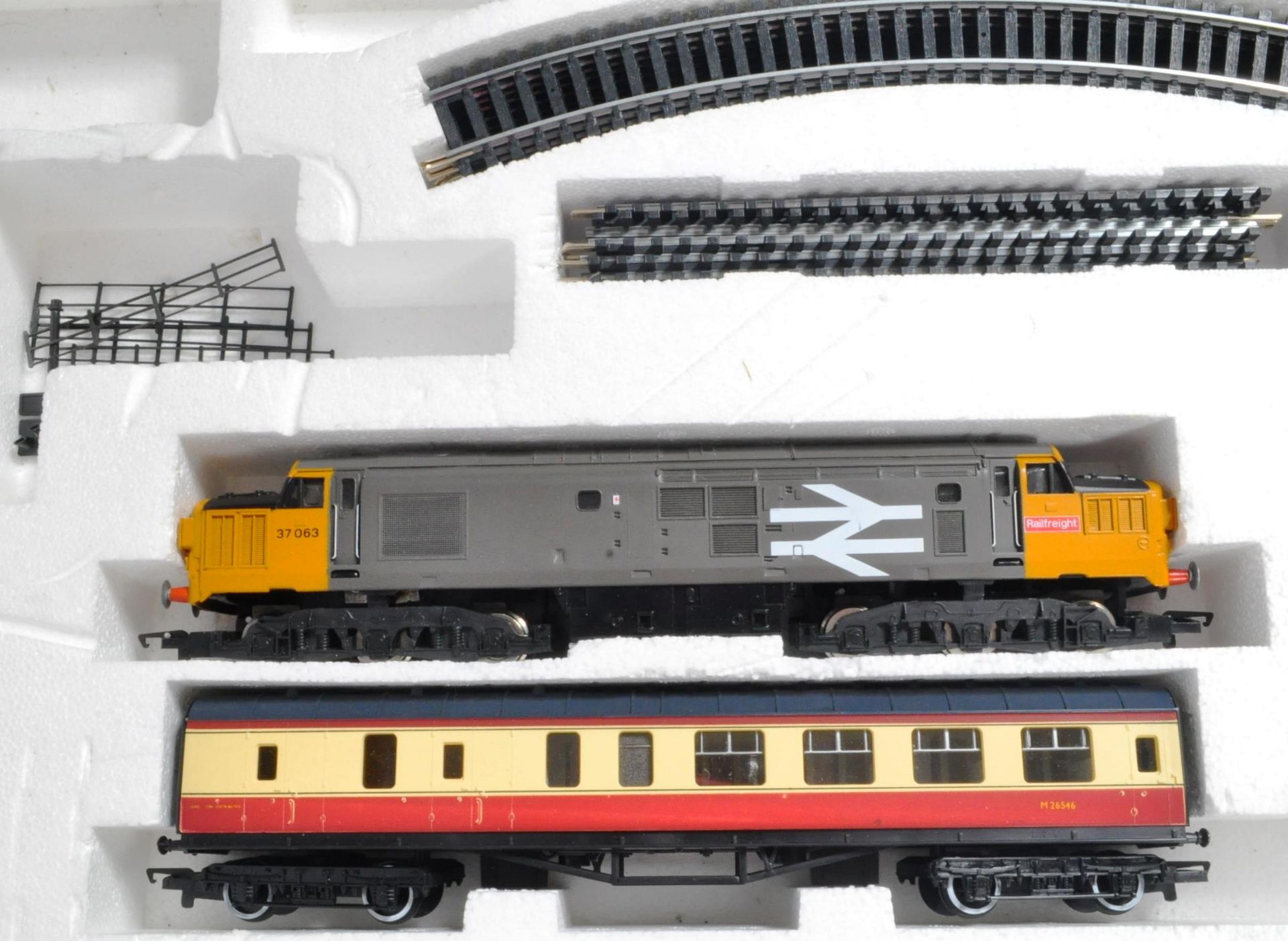 COLLECTION OF X4 ASSORTED HORNBY 00 GAUGE TRAINSETS - Image 10 of 12
