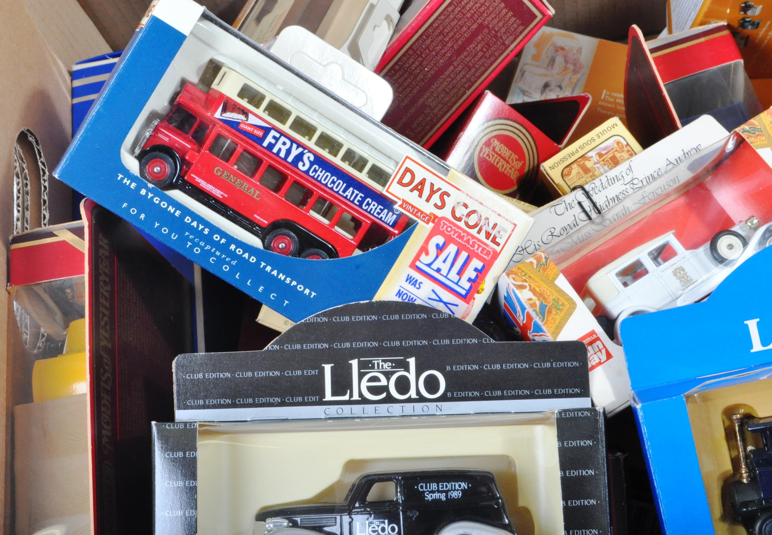 LARGE COLLECTION OF ASSORTED BOXED DIECAST MODELS - Image 6 of 6