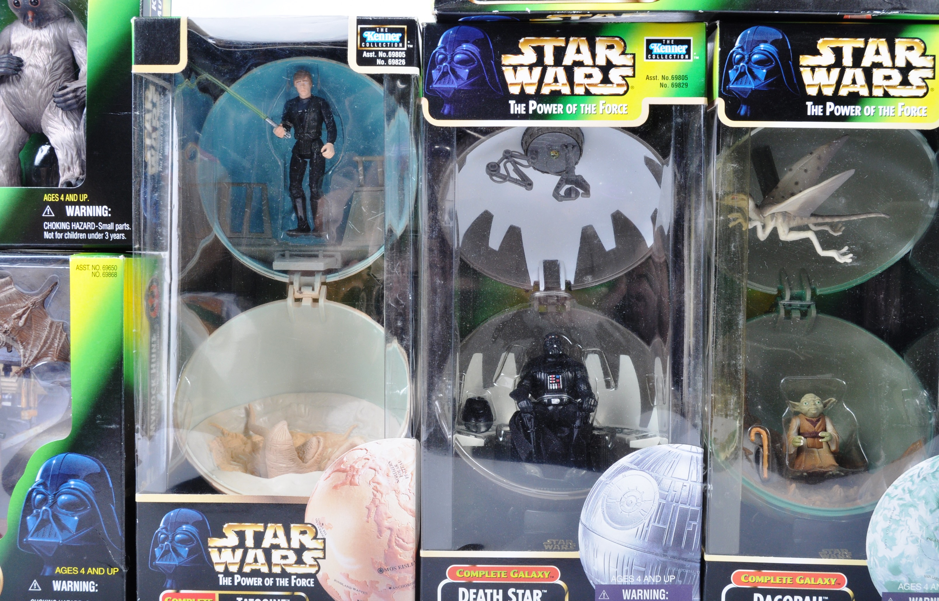 STAR WARS - COLLECTION OF HASBRO / KENNER ACTION FIGURE SEALED PLAYSETS - Image 3 of 6