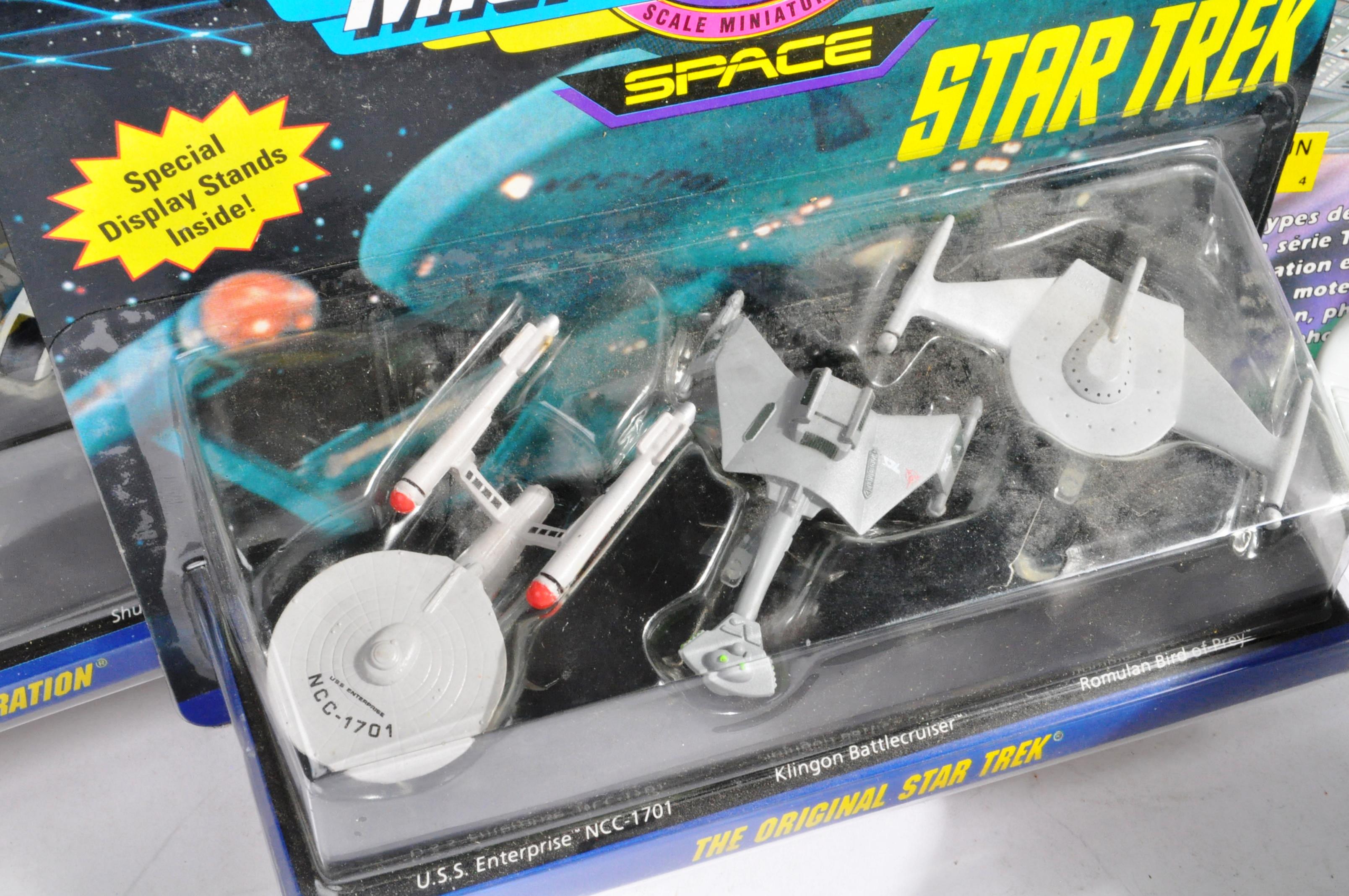 STAR TREK - COLLECTION OF ASSORTED PLAYSETS & MEMORABILIA - Image 2 of 5