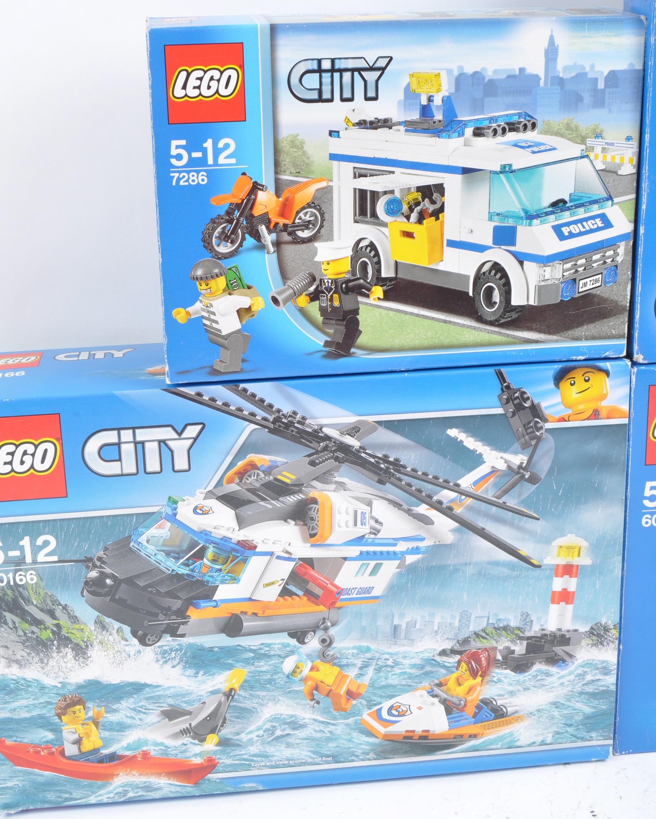 LEGO SETS - LEGO CITY - Image 3 of 5