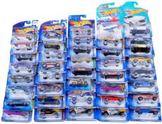 LARGE COLLECTION OF X40 CARDED HOTWHEELS DIECAST MODEL CARS