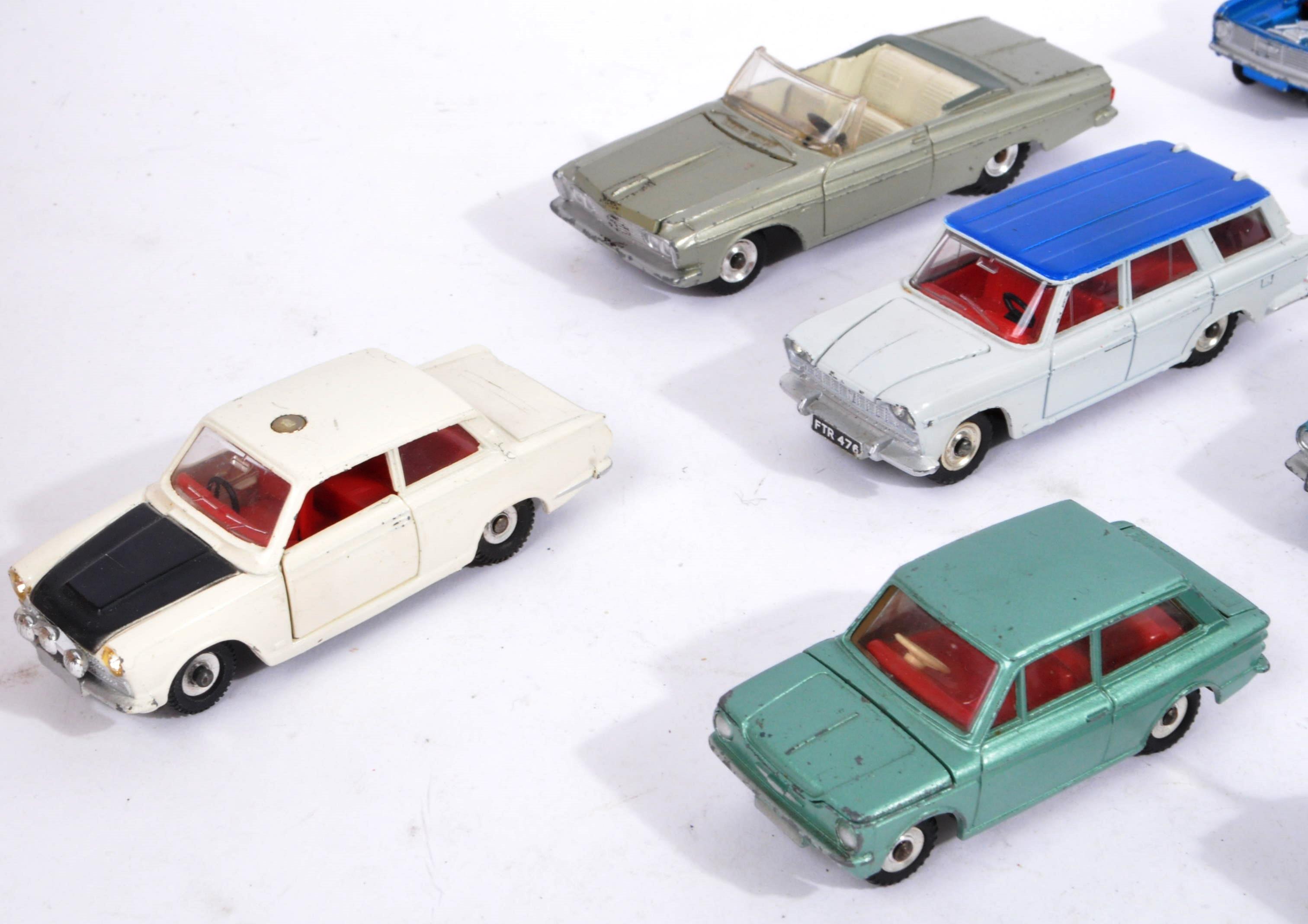 COLLECTION OF VINTAGE DINKY TOYS DIECAST MODEL CARS - Image 6 of 13