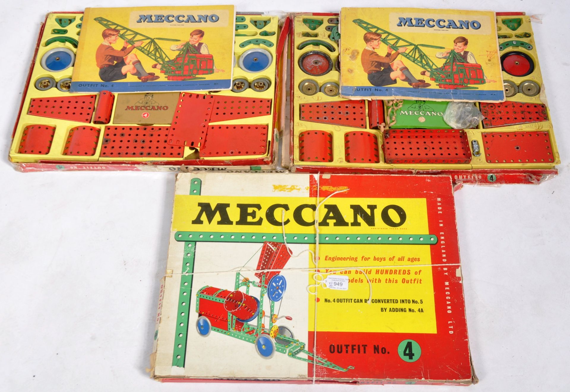 THREE VINTAGE MECCANO MADE OUTFIT NO 4 SETS - Image 6 of 7