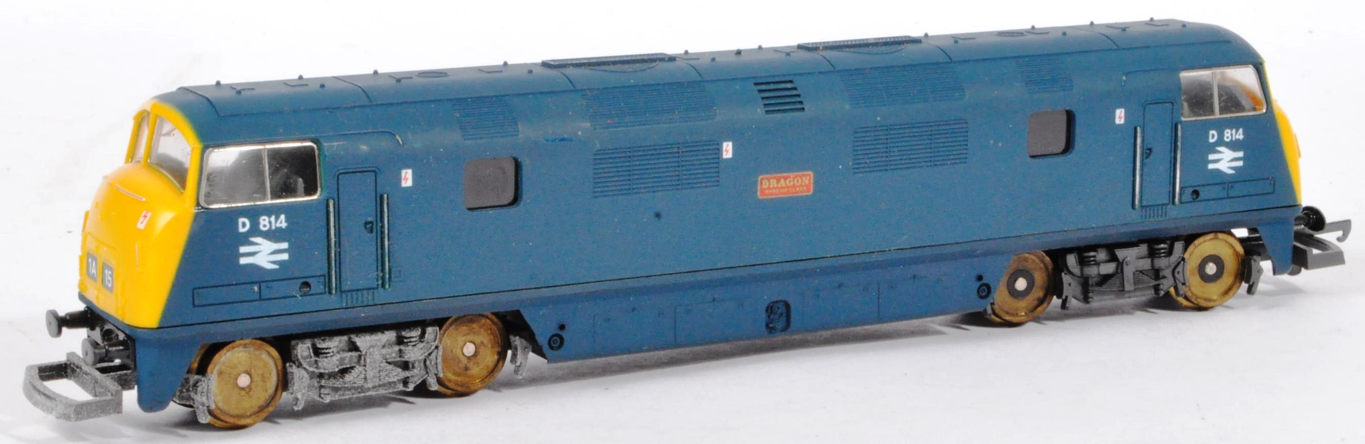 TWO ORIGINAL HORNBY & MAINLINE 00 GAUGE DIESEL LOCOMOTIVES - Image 6 of 7