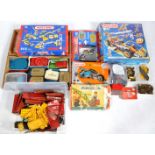 LARGE COLLECTION OF ASSORTED MECCANO PARTS & SETS