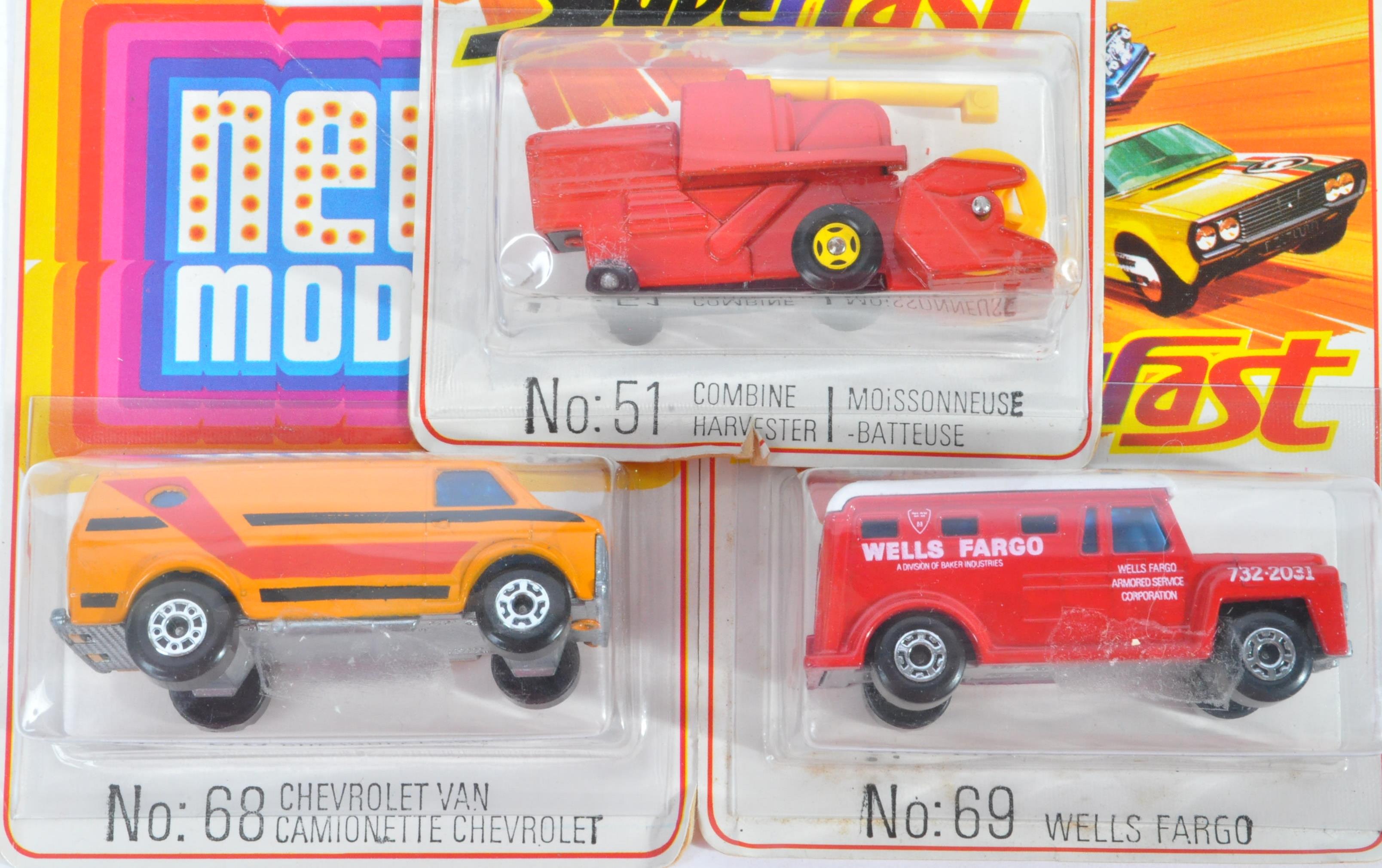 COLLECTION OF VINTAGE CARDED MATCHBOX DIECAST MODELS - Image 3 of 5