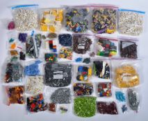 LARGE COLLECTION OF ASSORTED LEGO BRICKS