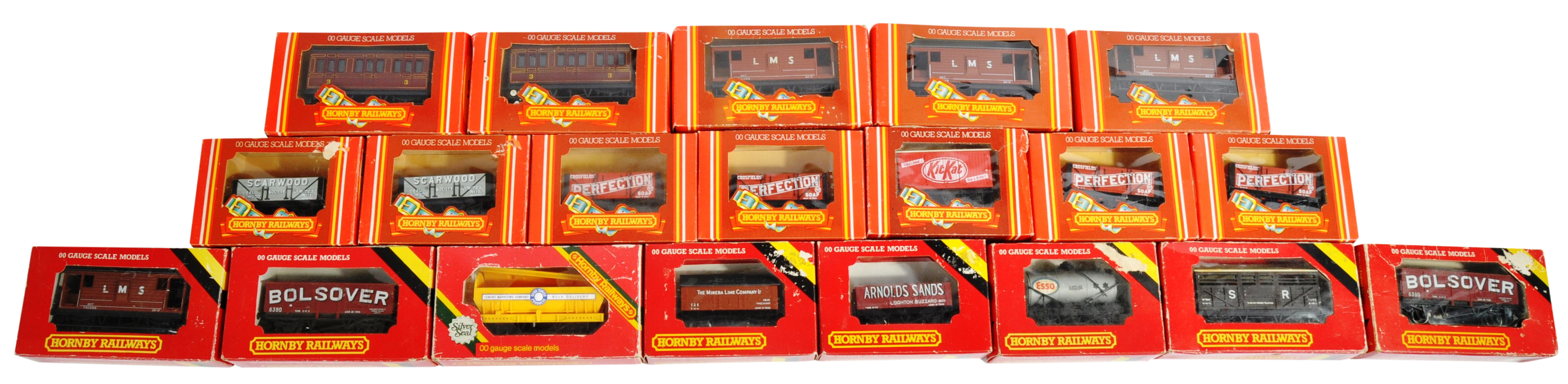 COLLECTION OF HORNBY 00 GAUGE MODEL RAILWAY ROLLING STOCK