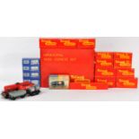 COLLECTION OF ASSORTED TRIANG 00 GAUGE MODEL RAILWAY WAGONS