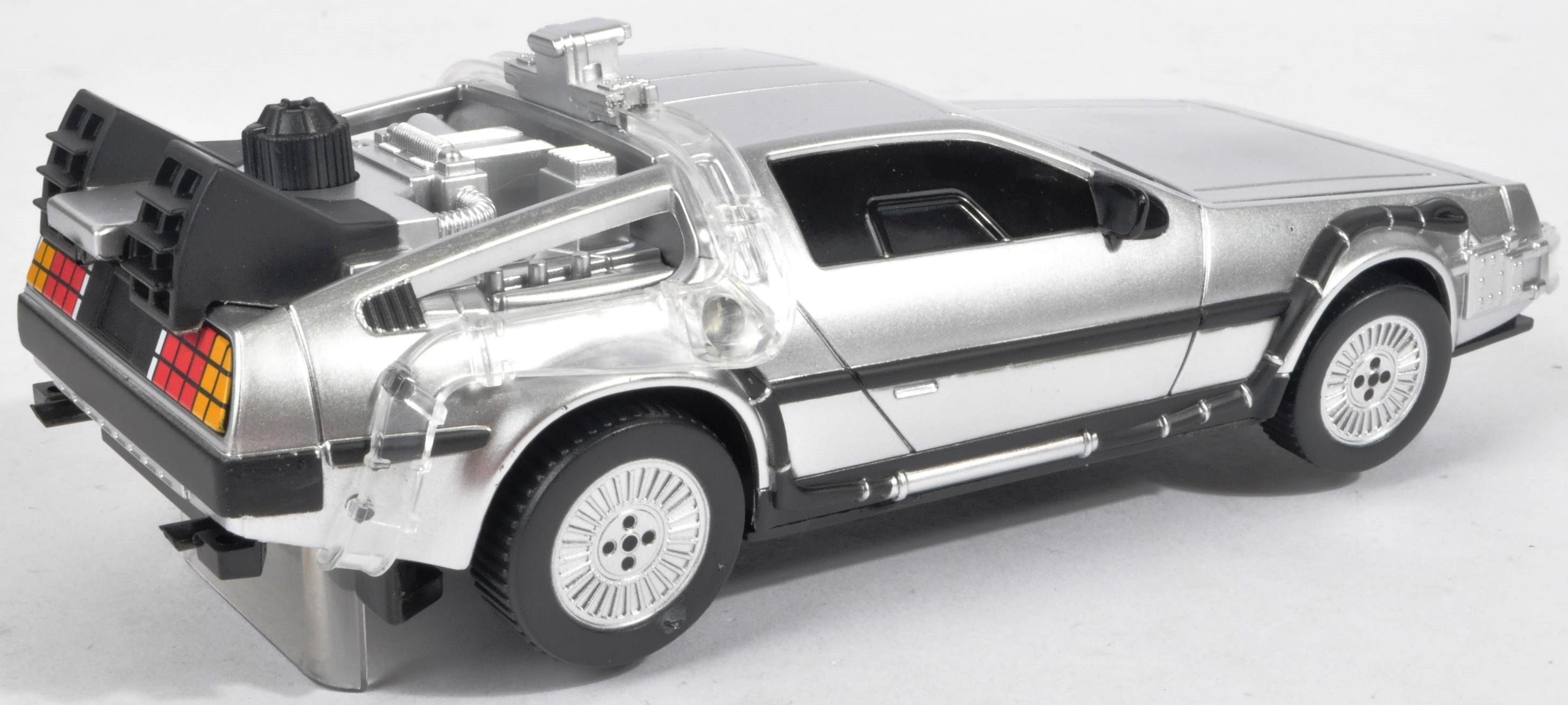 BACK TO THE FUTURE - 2015 PERTH MINT 1OZ SILVER PROOF COIN PRESENTATION - Image 3 of 7