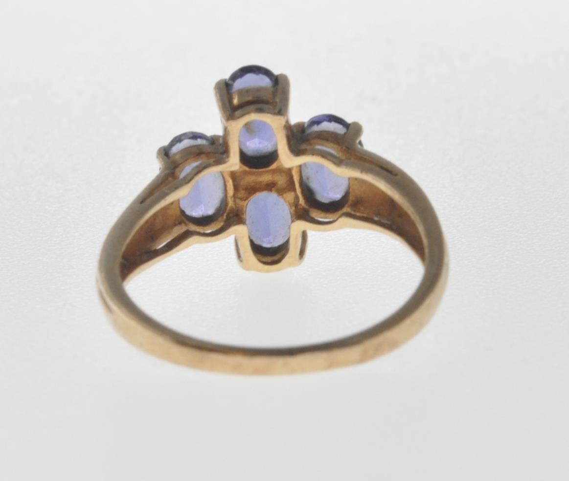 HALLMARKED 9CT GOLD AND PURPLE STONE RING. - Image 3 of 7