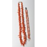 VINTAGE BRANCH CORAL NECKLACE AND CORAL BRACELET