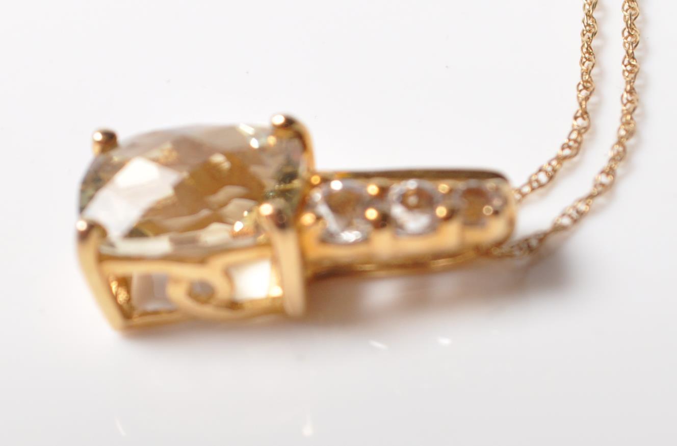 9CT GOLD AND CITRINE PENDANT NECKLACE - Image 4 of 8