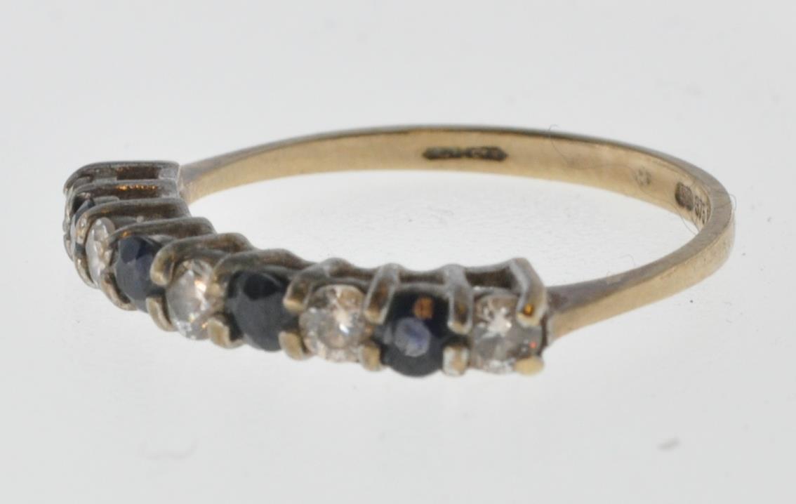 9CT GOLD BLUE AND WHITE STONE RING - Image 3 of 7