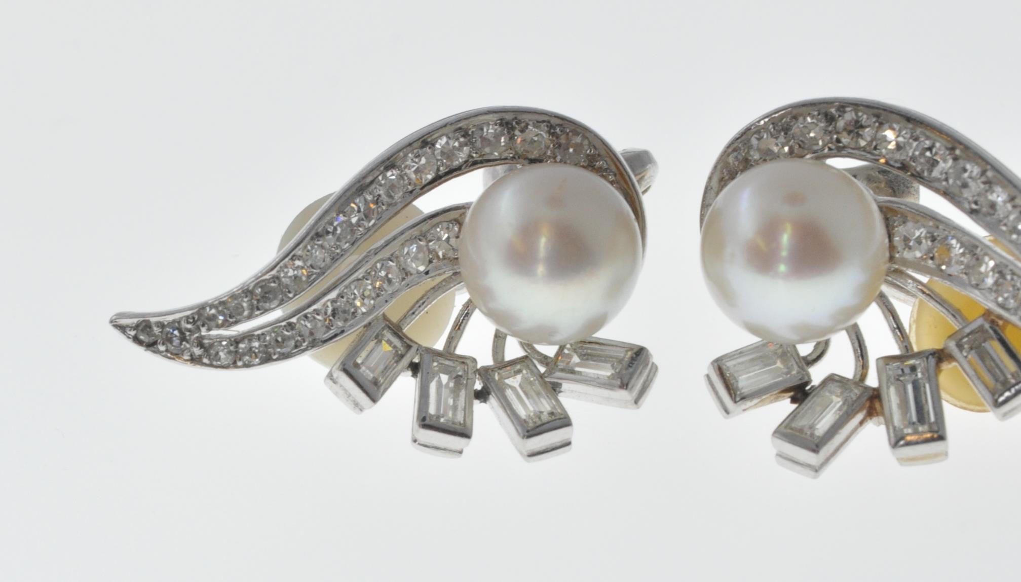 VINTAGE FRENCH WHITE GOLD DIAMOND AND PEARL CLIP ON EARRINGS - Image 2 of 6