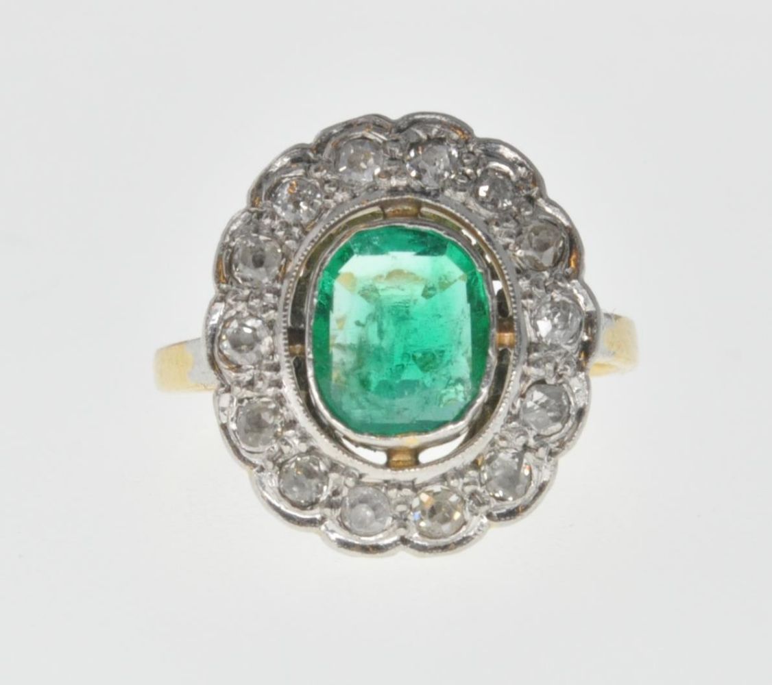 Online Selected Jewellery Auction Worldwide Postage, Packing & Delivery Available On All Items