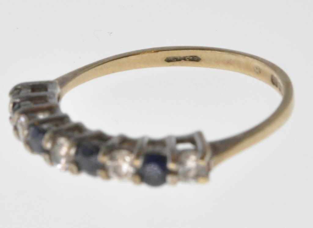 9CT GOLD BLUE AND WHITE STONE RING - Image 6 of 7