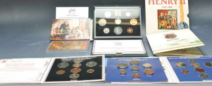 COLLECTION OF UK COMMEMORATIVE COINS