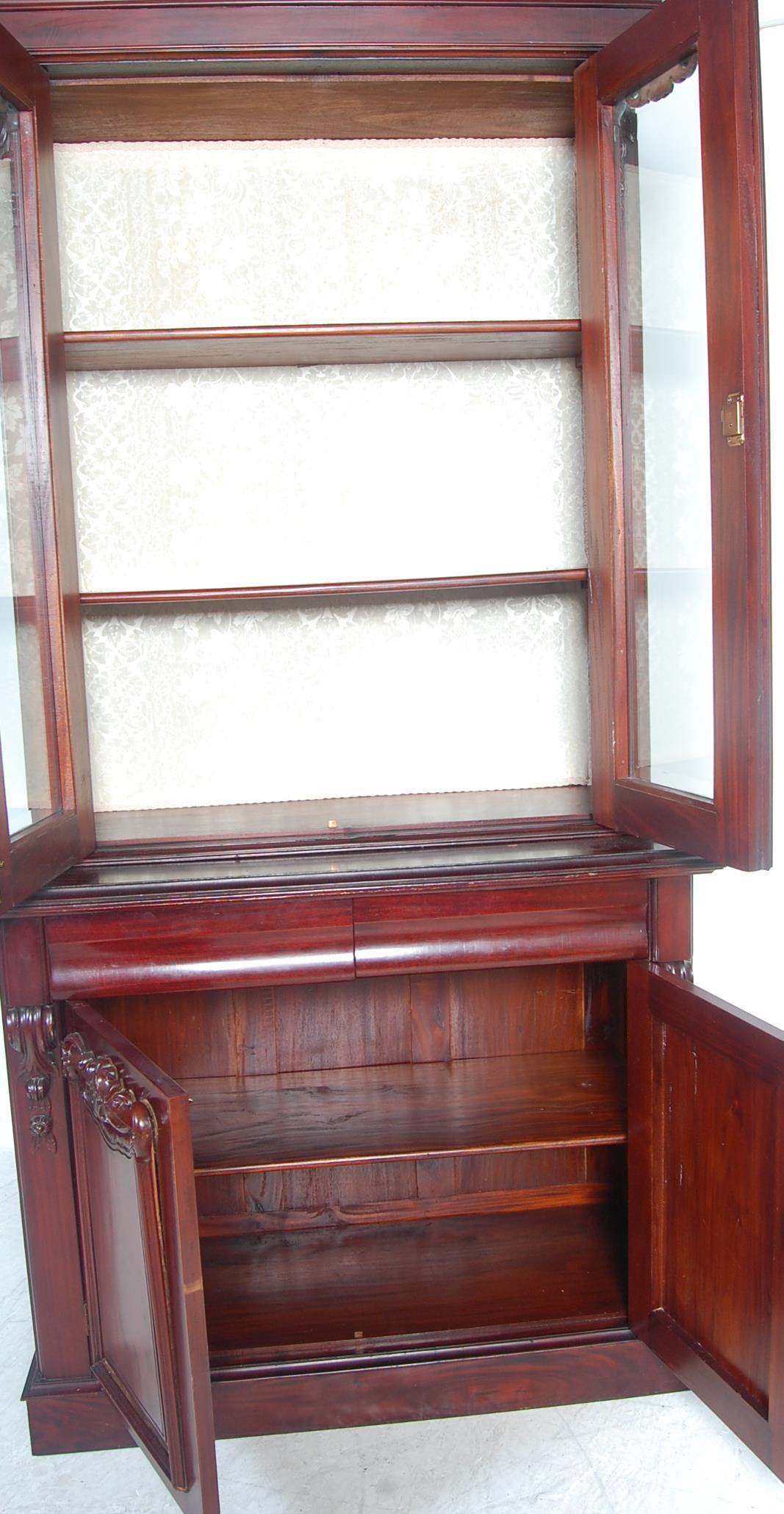 VICTORIAN STYLE MAHOGANY LIBRARY BOOKCASE - Image 2 of 3