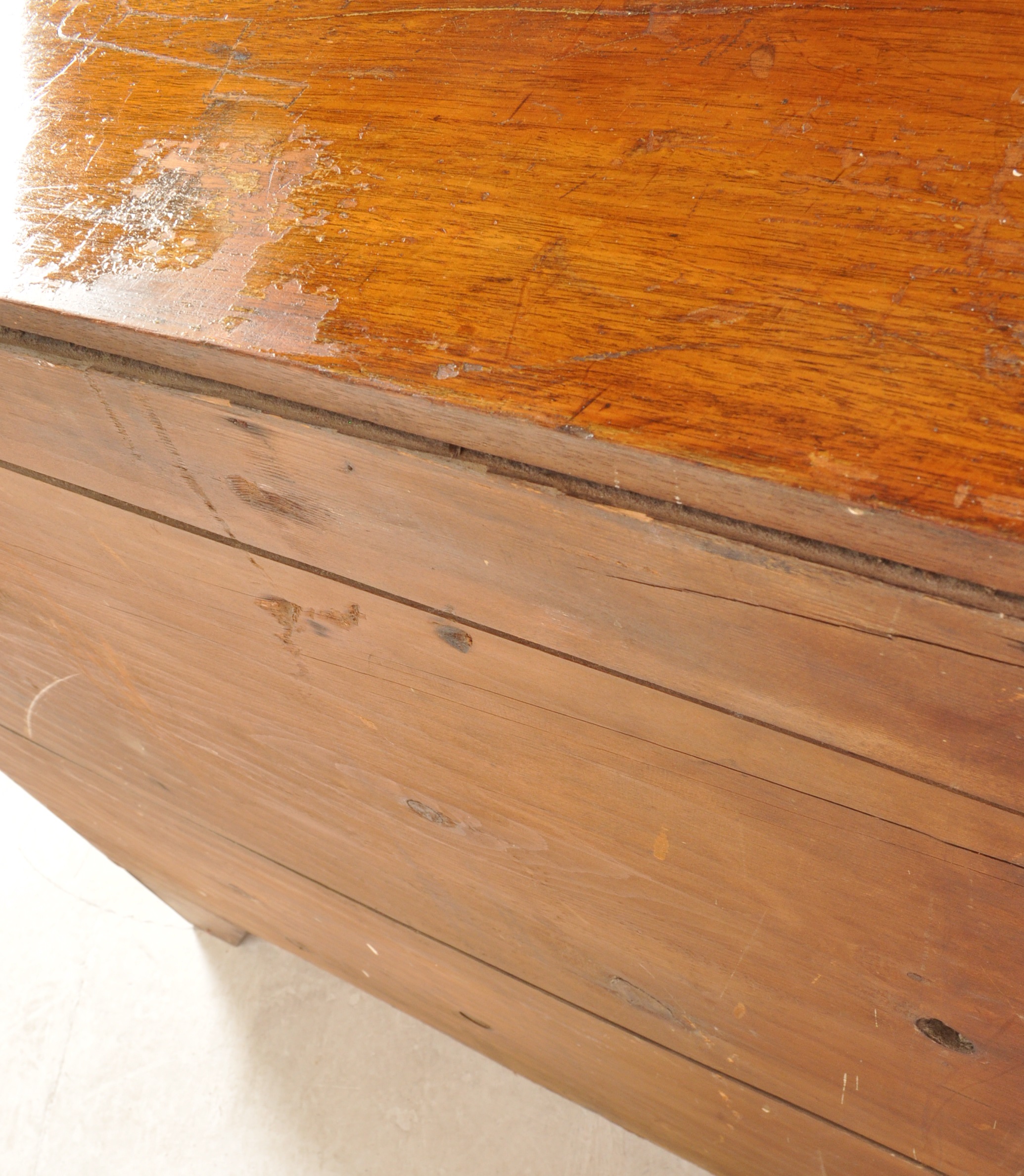 19TH CENTURY GEORGE III MAHOGANY 2 OVER 3 CHEST OF DRAWERS - Image 6 of 6