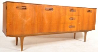 MID 20TH CENTURY TEAK WOOD SIDEBOARD CREDENZA