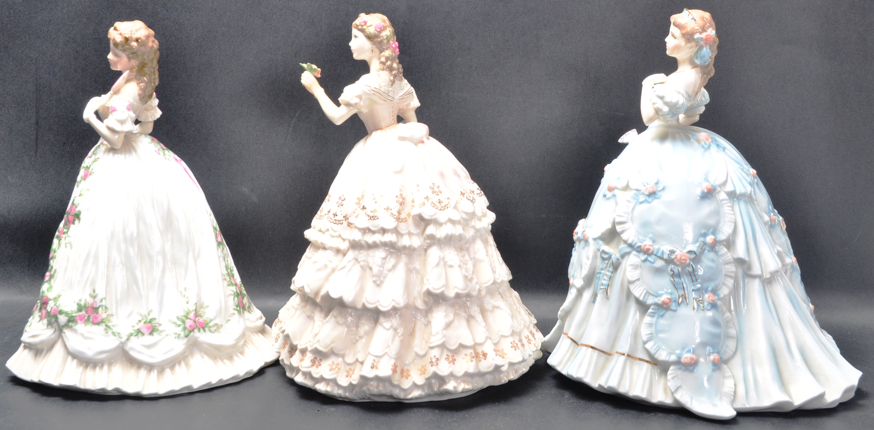 THREE LIMITED EDITION ROYAL WORCESTER FINE BONE CHINA CERAMIC PORCELAIN FIGURINES - Image 4 of 5