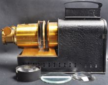 EARLY 20TH CENTURY MAGIC LANTERN PROJECTOR