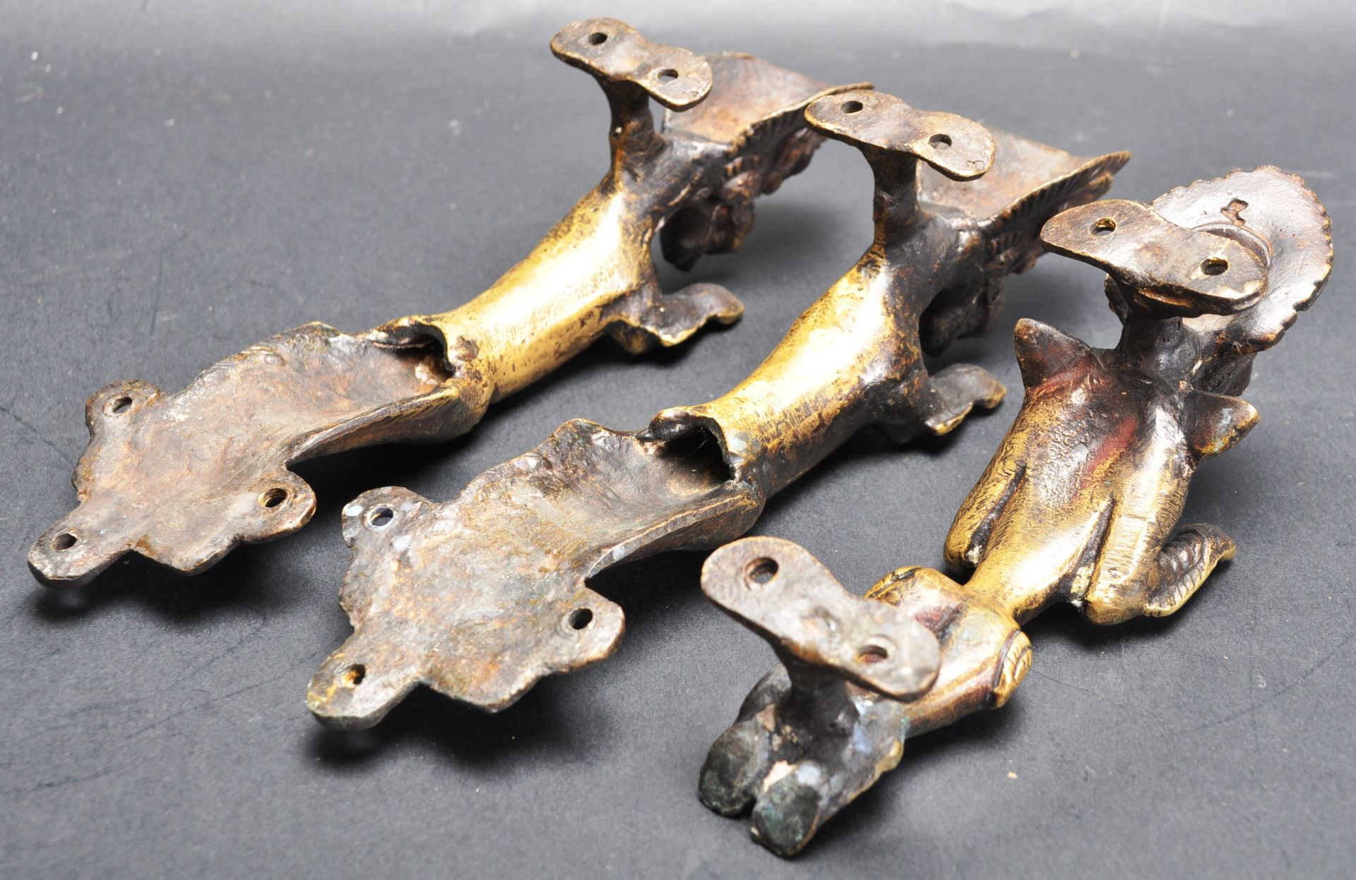 FIVE MID 20TH CENTURY CAST BRASS HANDLES - Image 8 of 8