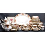 GROUP OF ROYAL ALBERT OLD COUNTRY ROSES CERAMICS