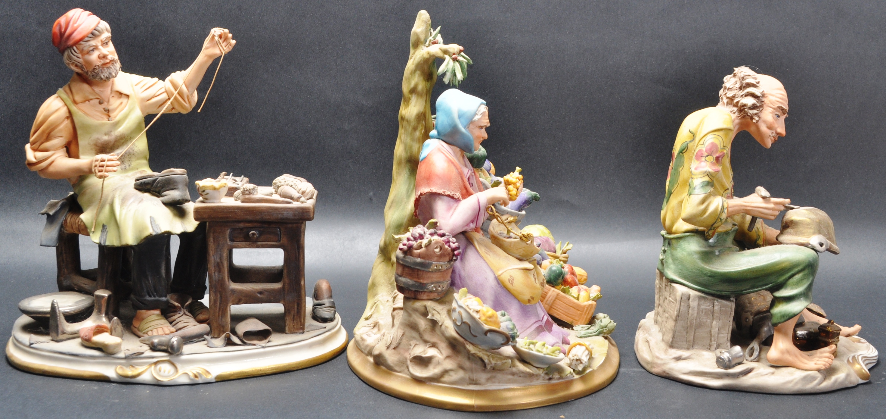 THREE ITALIAN CAPODIMONTE CERAMIC FIGURINES - Image 4 of 5